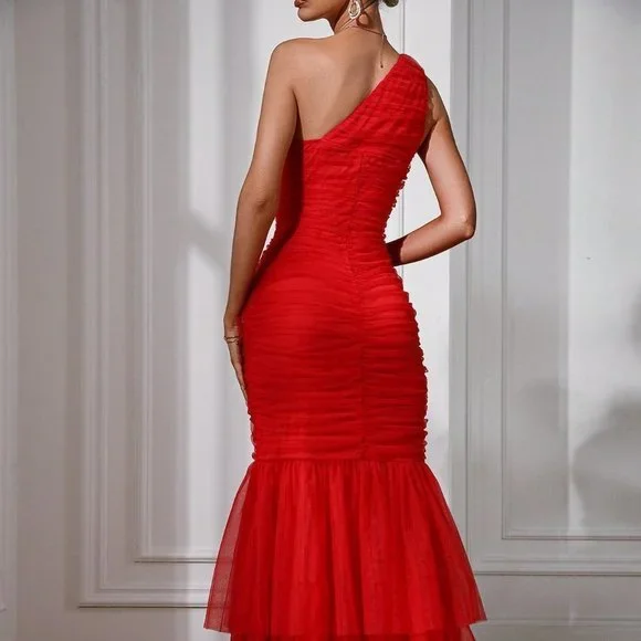 Red Preppy Womens One Shoulder Ruched Mesh Overlay Mermaid Hem Dress - Picture 2 of 5